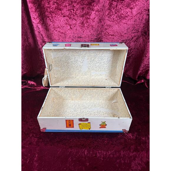 Vintage Toy Box - Metal Doll Suitcase with Dynamite Stickers - 1970s Storage - Picture 2 of 9